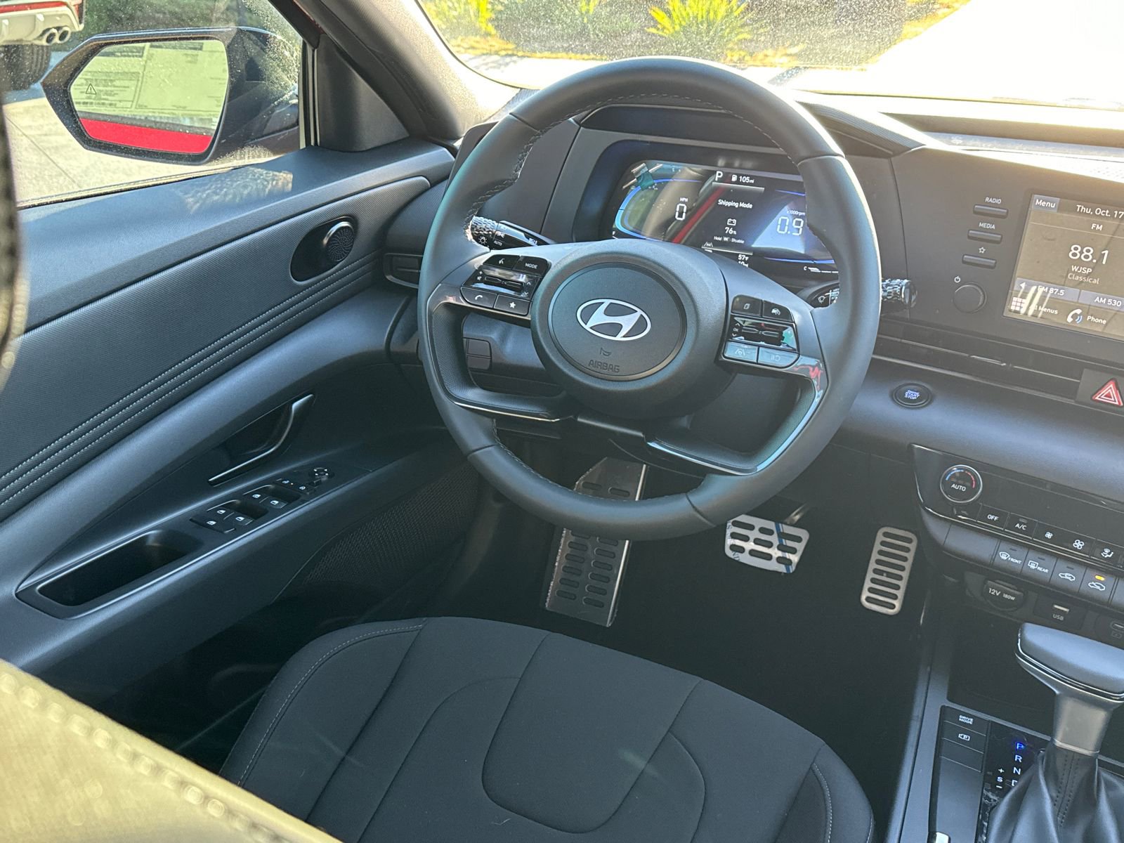 Used 2025 Hyundai Elantra Sport FWD image 24