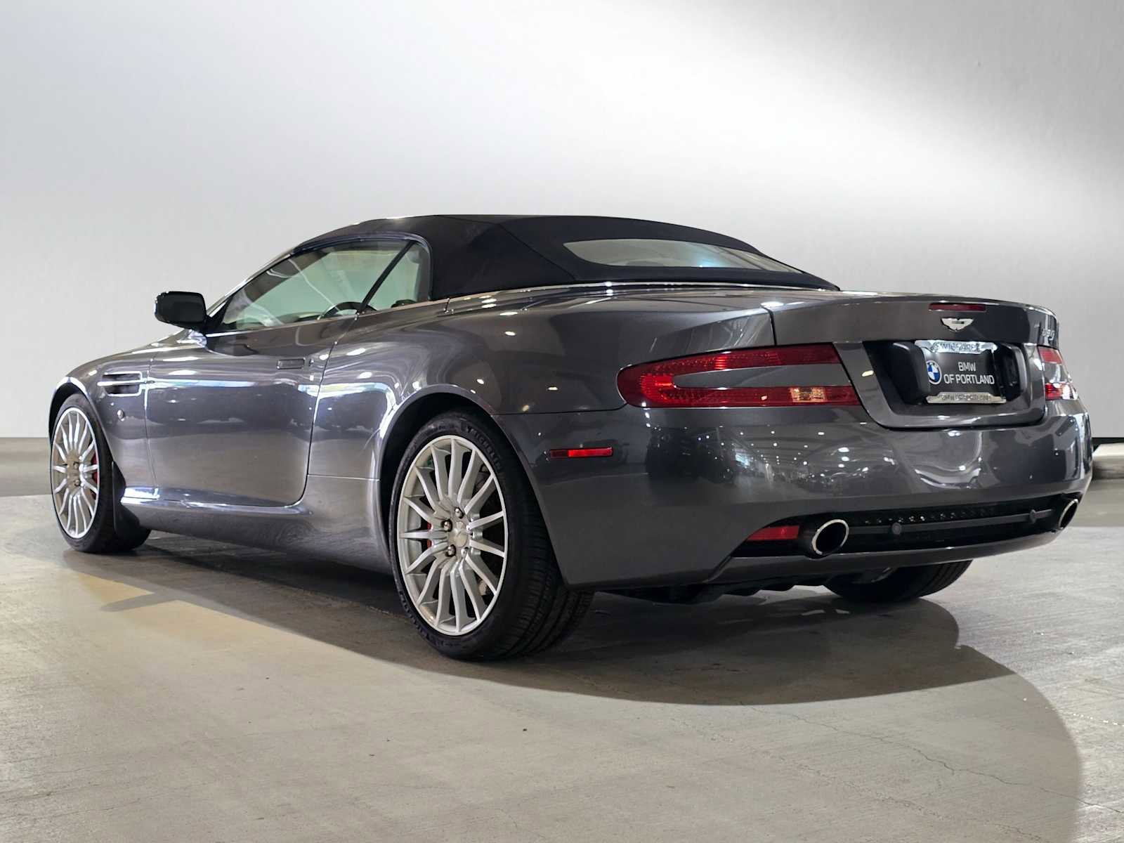 Used 2008 Aston Martin DB9 Volante image 5