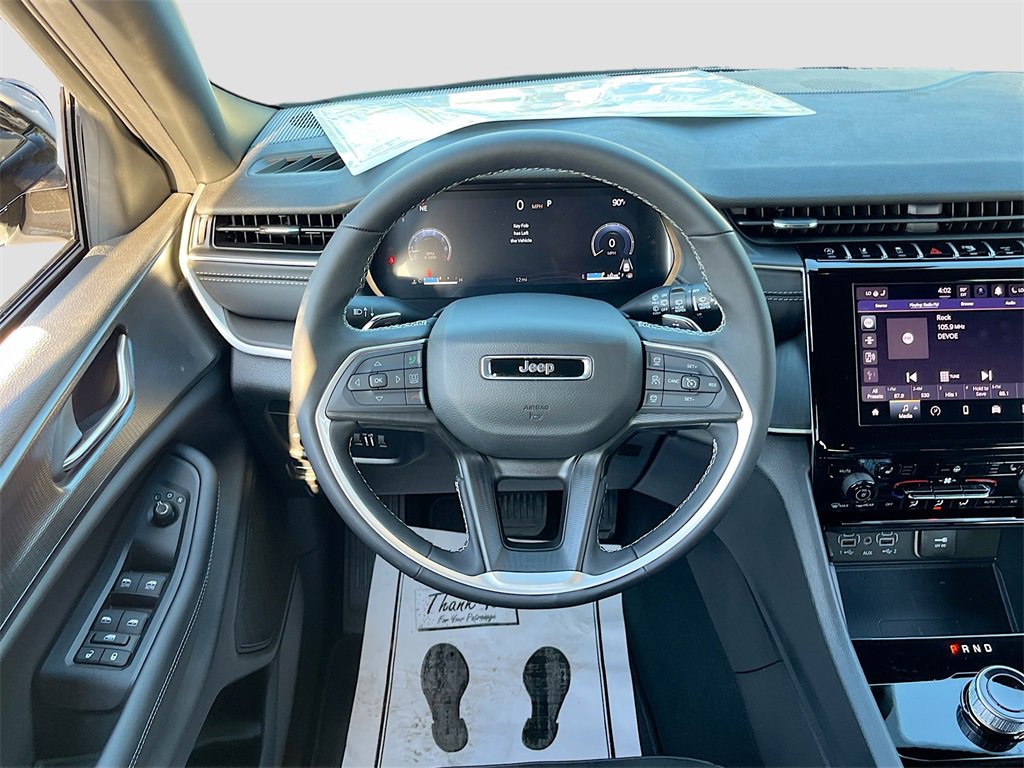 New 2025 Jeep Grand Cherokee L Altitude image 22