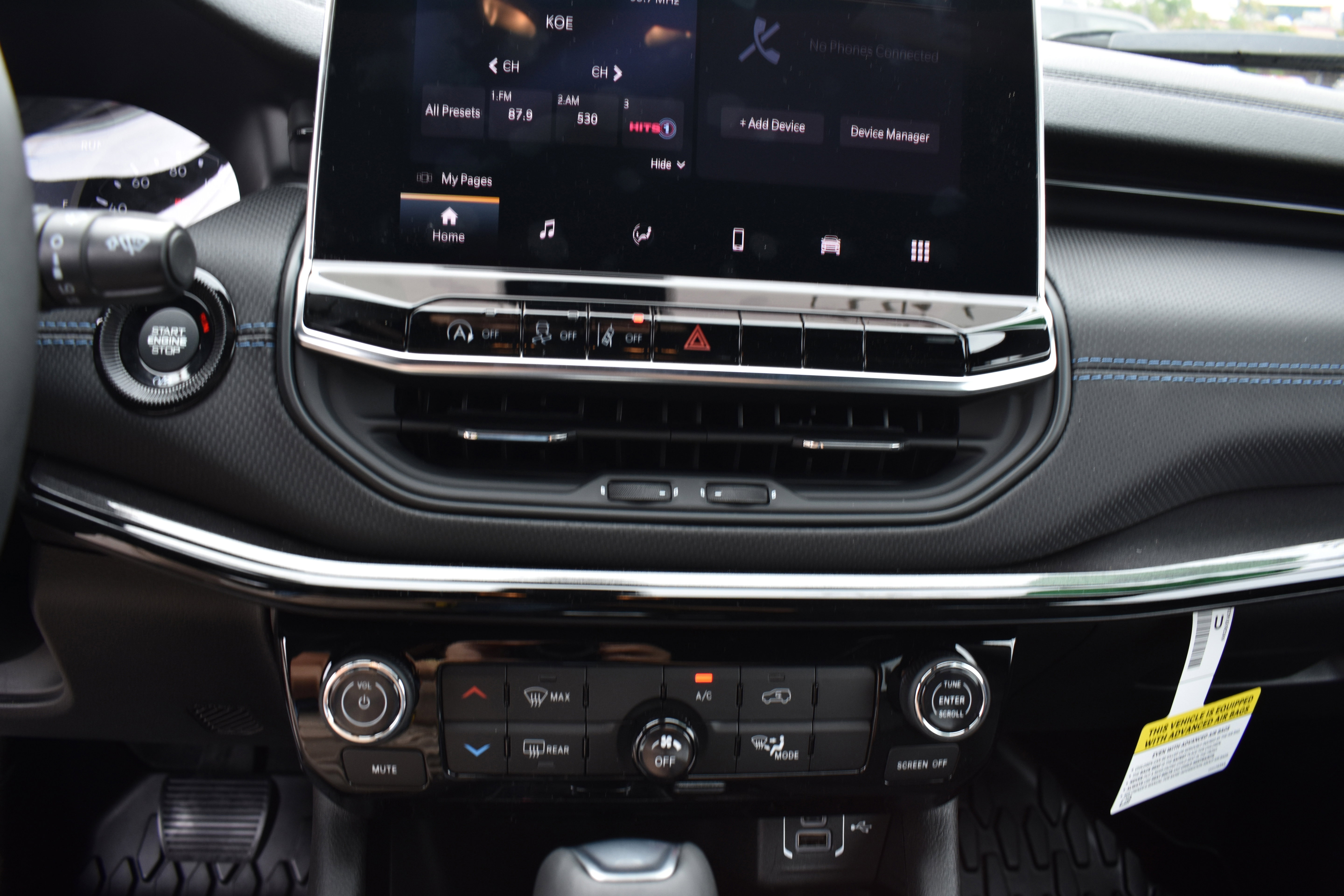 New 2025 Jeep Compass Latitude w/ Altitude Special Edition image 21