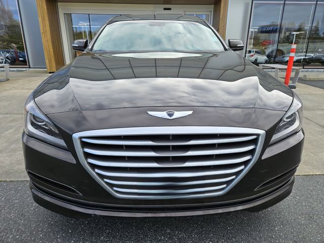 Used 2015 Hyundai Genesis 3.8 image 2
