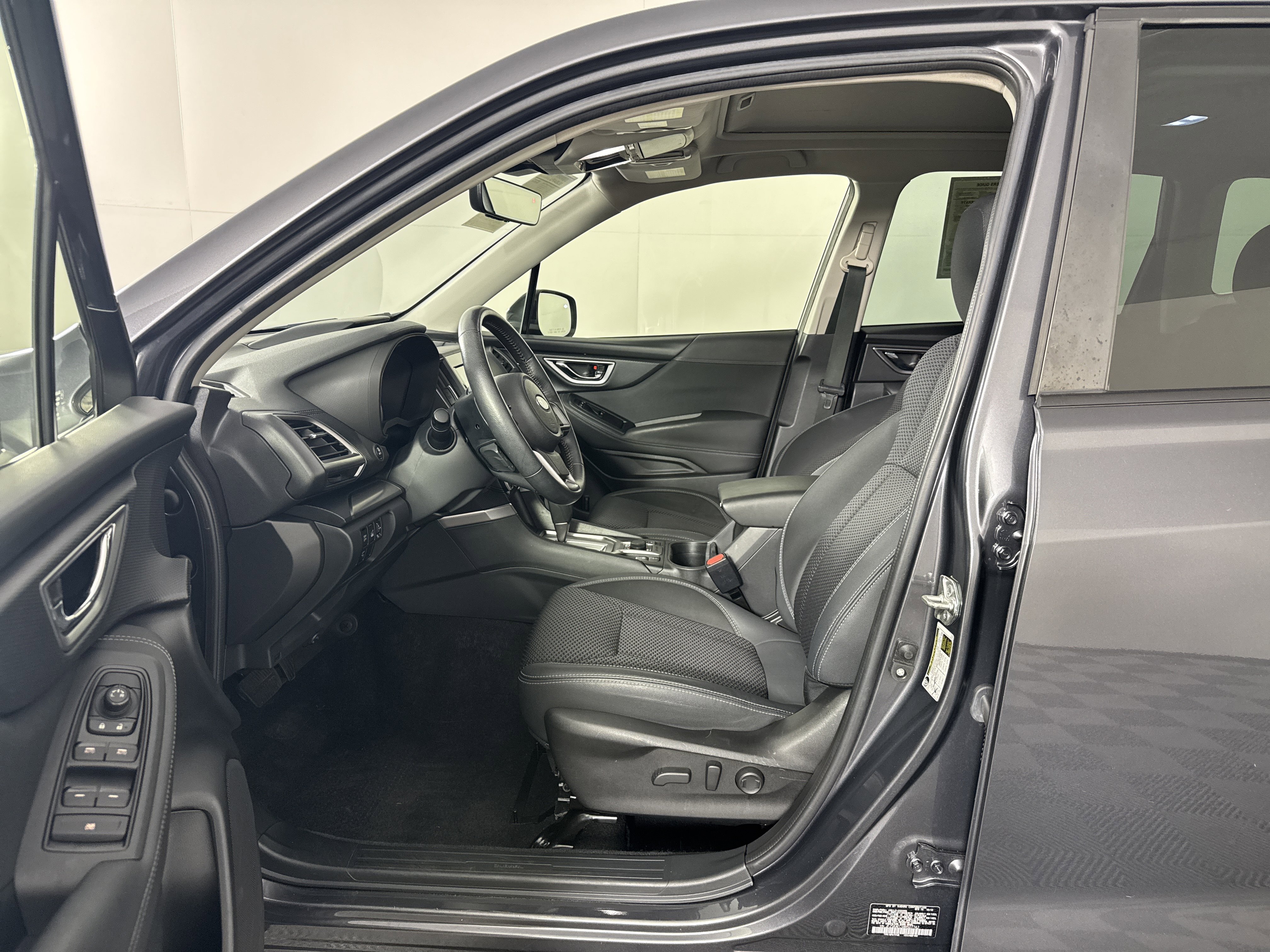 Used 2022 Subaru Forester Premium w/ Popular Package #1 image 12