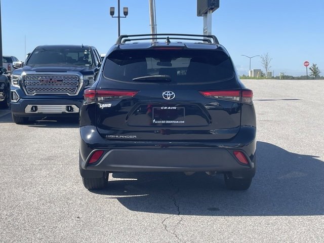 Used 2022 Toyota Highlander L image 6