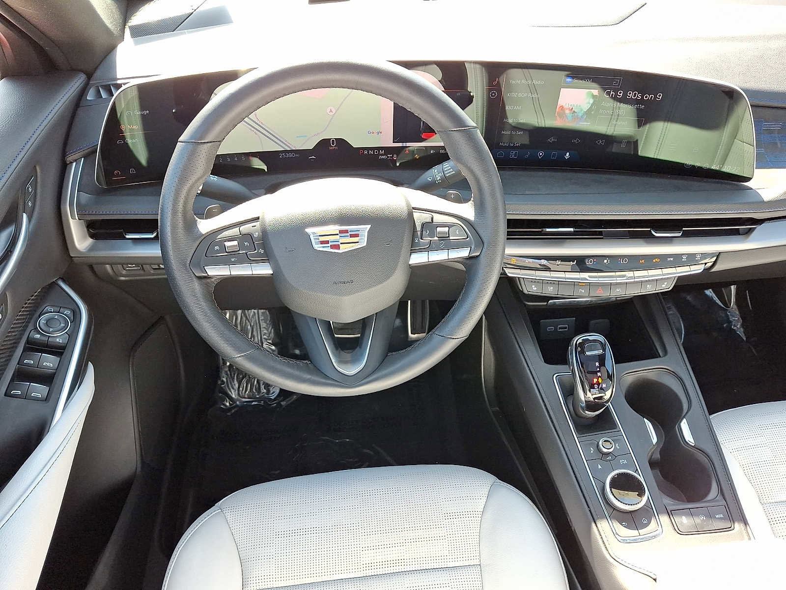 Certified 2025 Cadillac XT4 Sport image 21