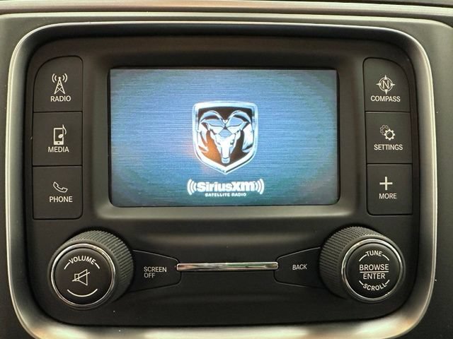 Used 2019 RAM 1500 Classic SLT AWD/4WD image 10