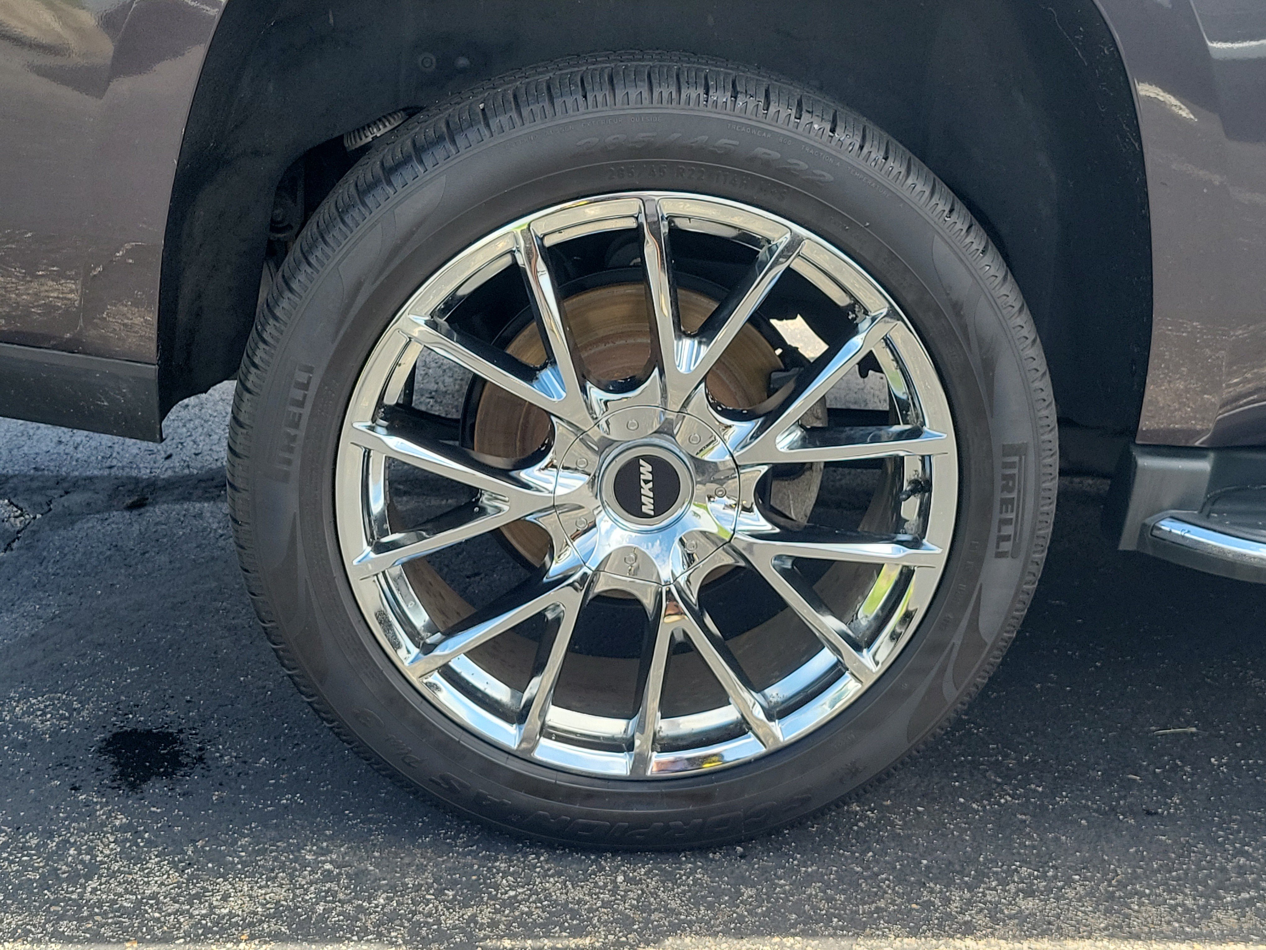 Used 2015 Cadillac Escalade Luxury AWD/4WD image 6