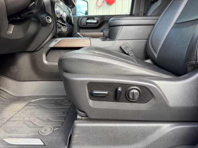 Used 2021 GMC Sierra 3500 Denali w/ Denali Ultimate Package AWD/4WD image 26