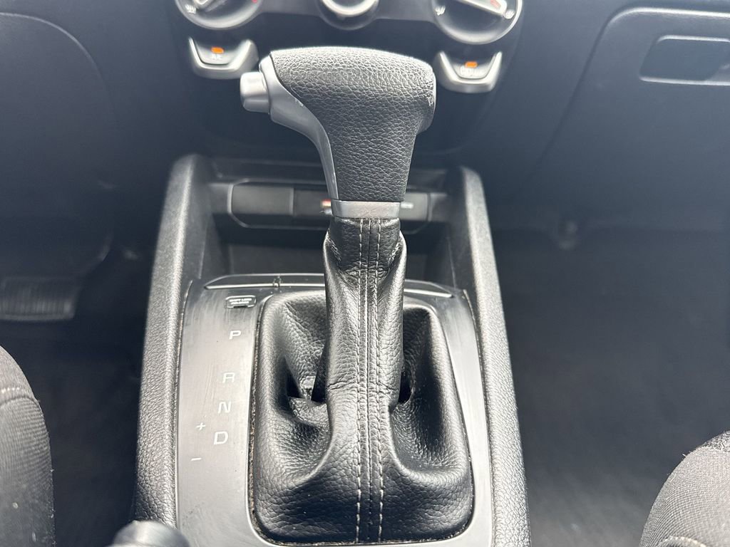 Used 2021 Kia Rio LX image 20