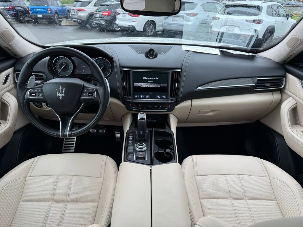 Used 2022 Maserati Levante Modena image 11