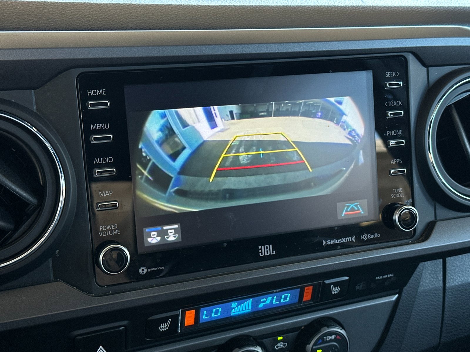 Used 2022 Toyota Tacoma TRD Sport image 18