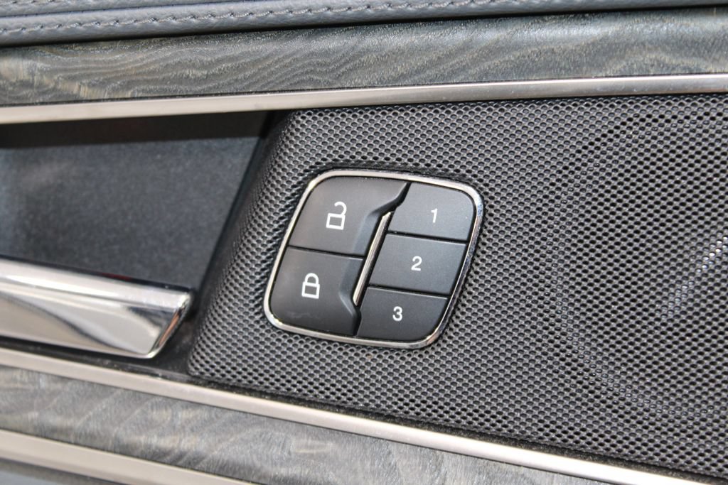 Used 2019 Lincoln Nautilus Reserve FWD image 28