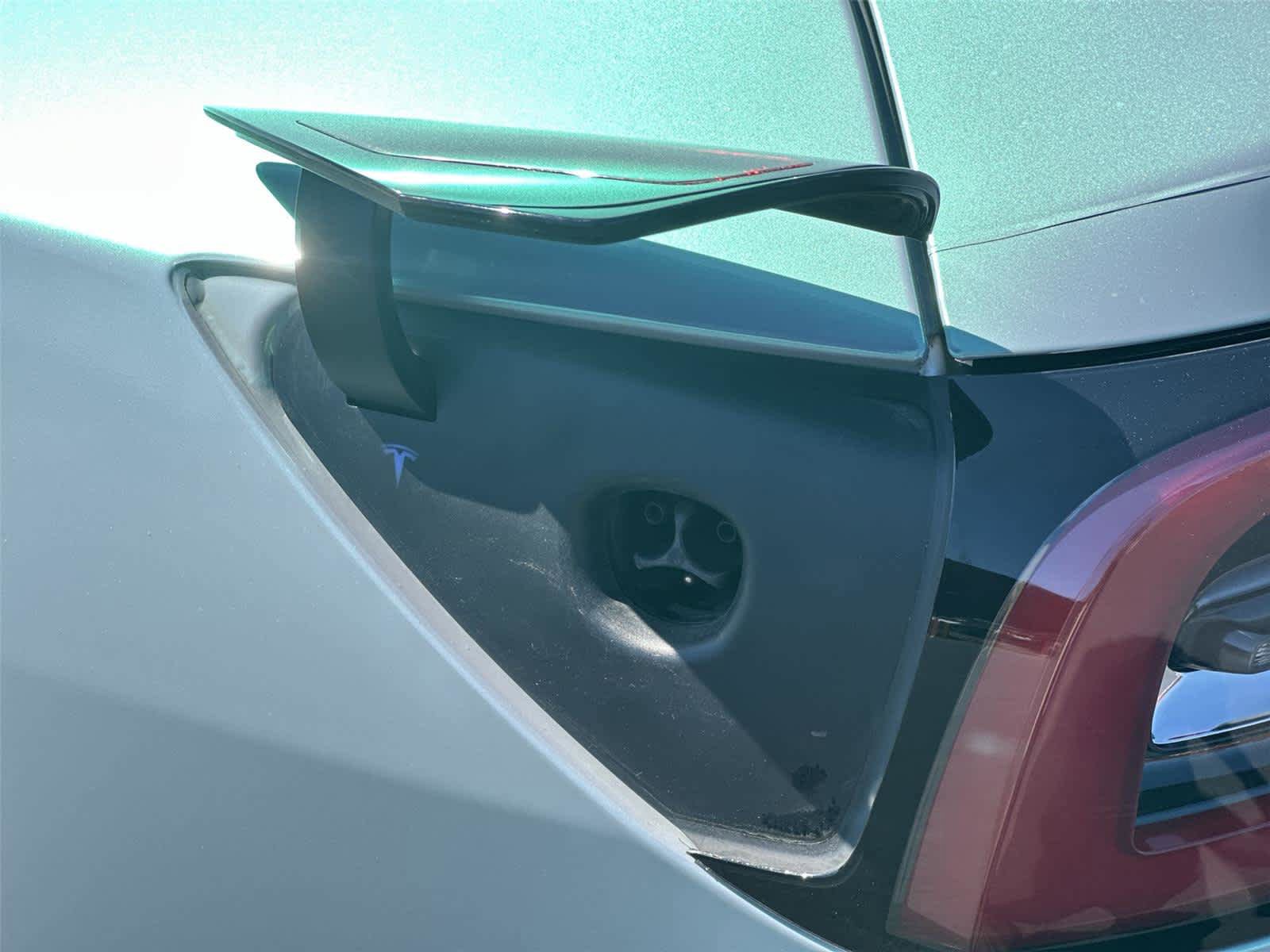 Used 2022 Tesla Model 3 Long Range image 9