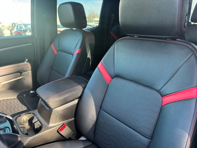 Used 2025 Chevrolet Colorado Z71 w/ Technology Package image 21