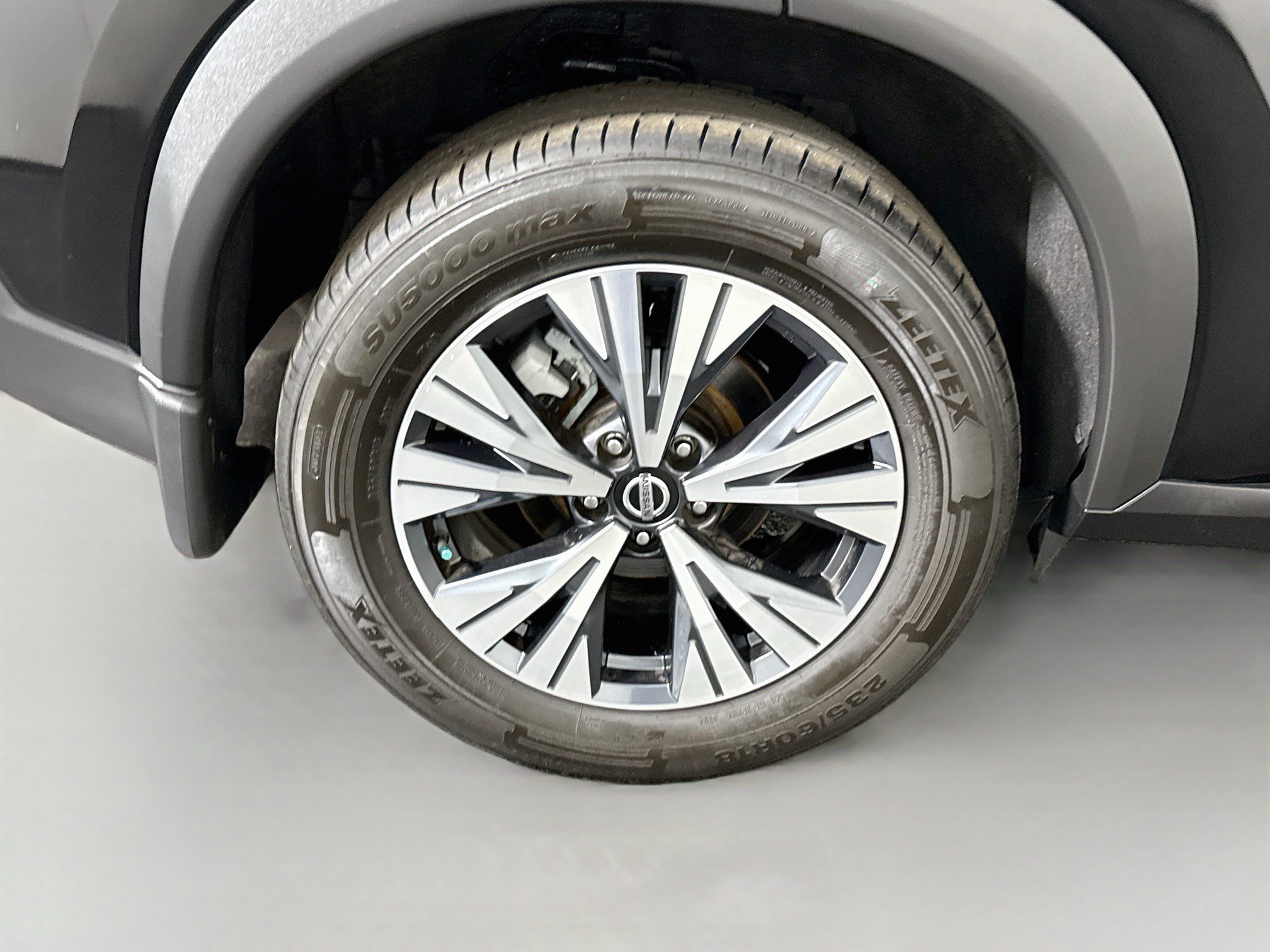 Used 2021 Nissan Rogue SV w/ Premium Package FWD image 33