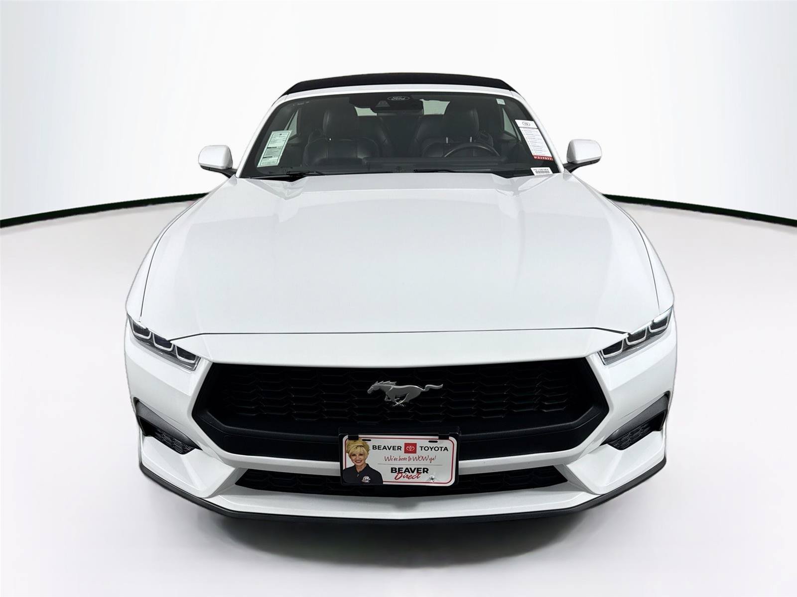 Used 2025 Ford Mustang Premium RWD image 8