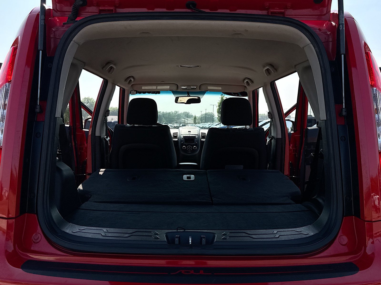 Used 2013 Kia Soul + w/ Audio Pkg FWD image 7