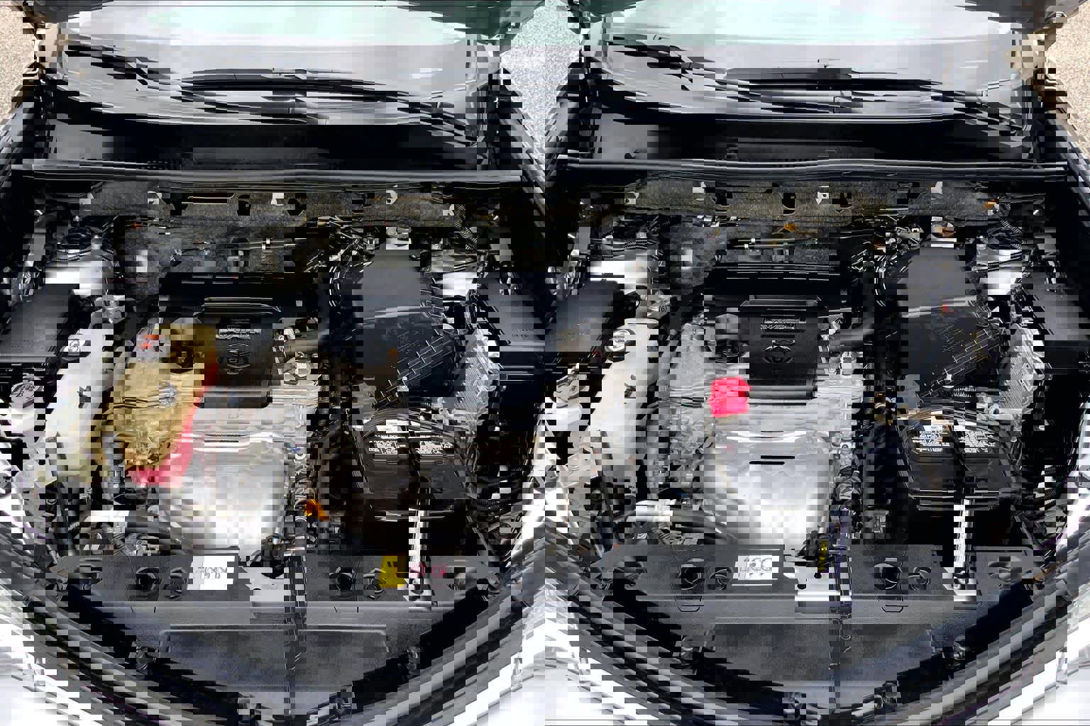 Used 2018 Toyota RAV4 XLE FWD image 31