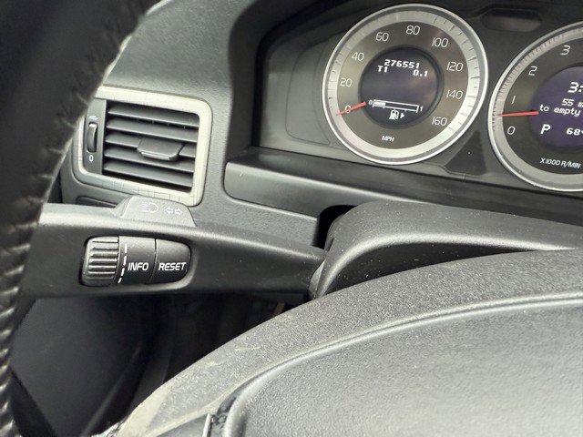 Used 2011 Volvo XC70 3.2 image 24