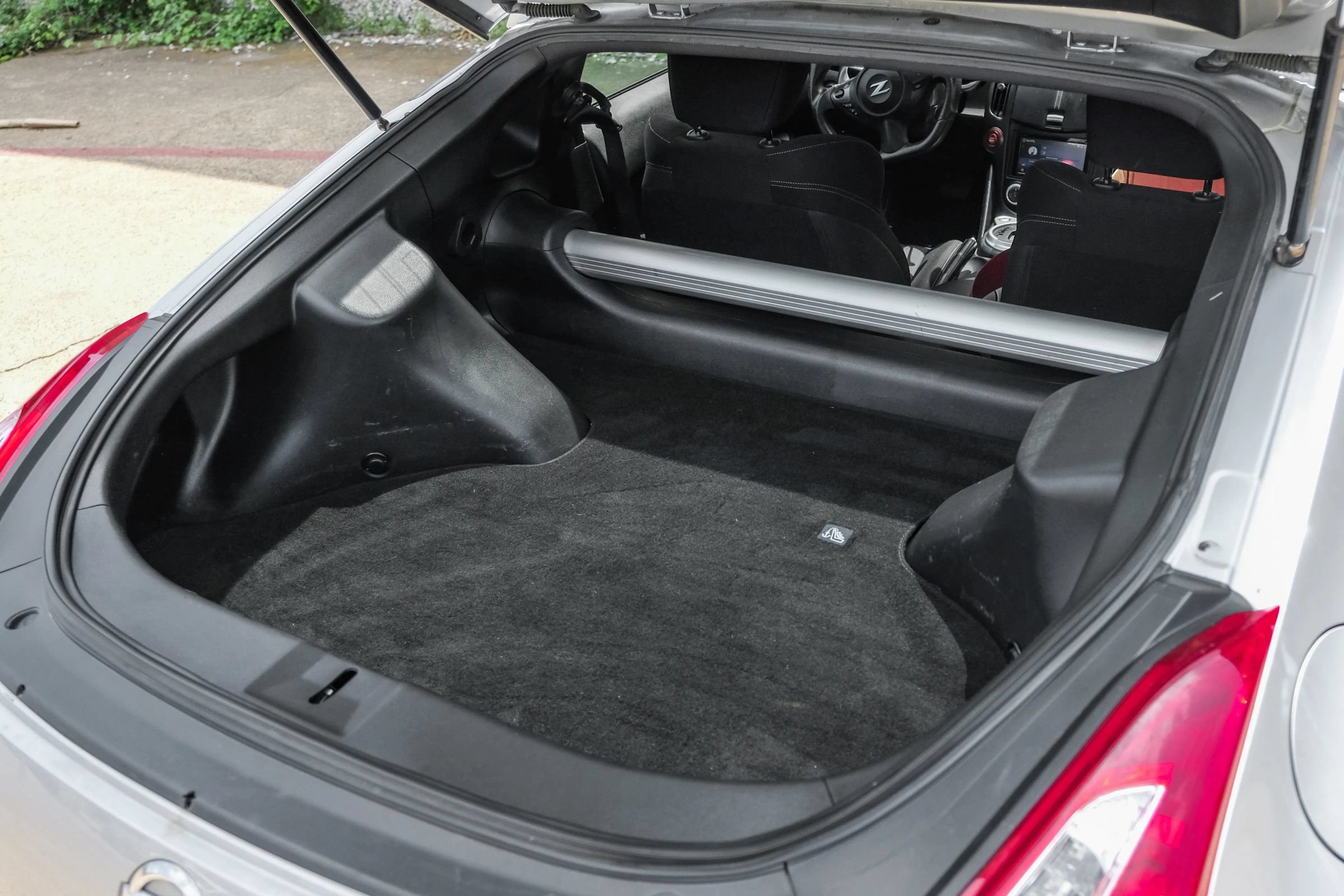 Used 2014 Nissan 370Z Coupe RWD image 36