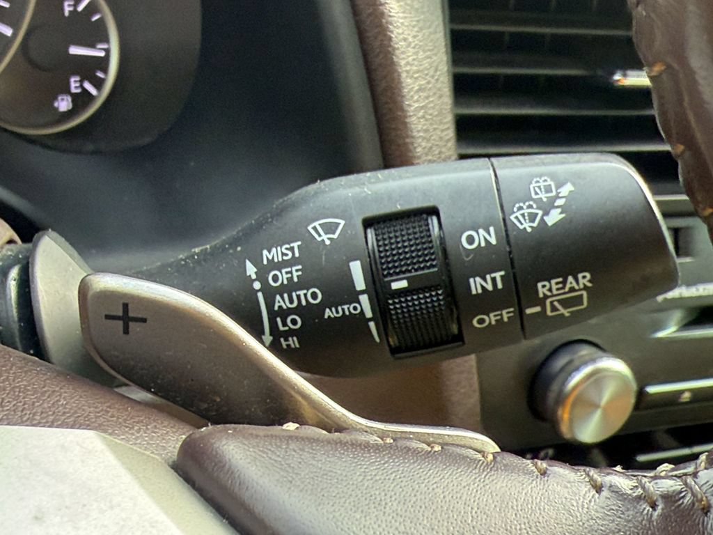 Used 2020 Lexus RX 350 FWD w/ Accessory Package image 28