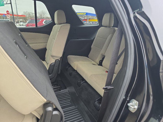 Used 2023 Chevrolet Traverse LS image 31