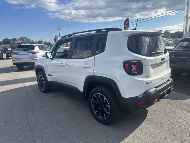 Used 2023 Jeep Renegade Trailhawk w/ Trailhawk Elite Group AWD/4WD image 5