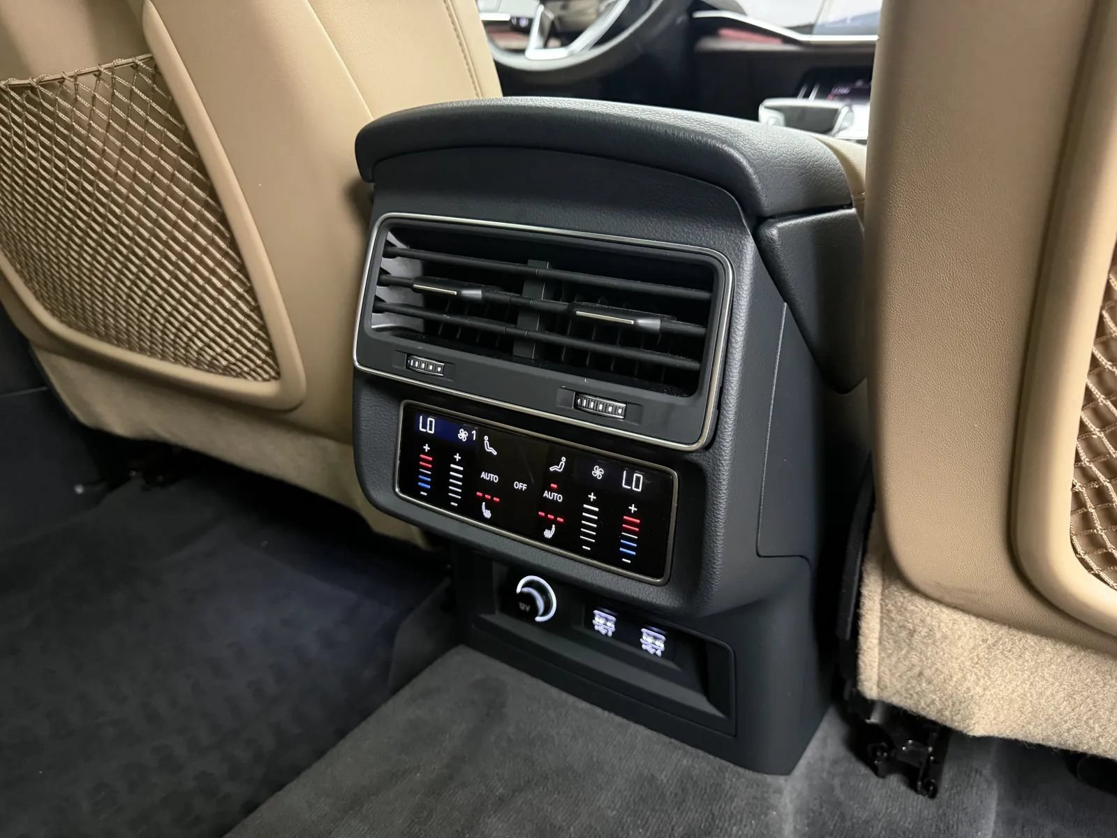 Used 2019 Audi Q8 Prestige w/ Adaptive Chassis Package AWD/4WD image 49