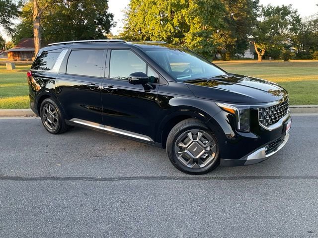 New 2026 Kia Carnival SX image 2