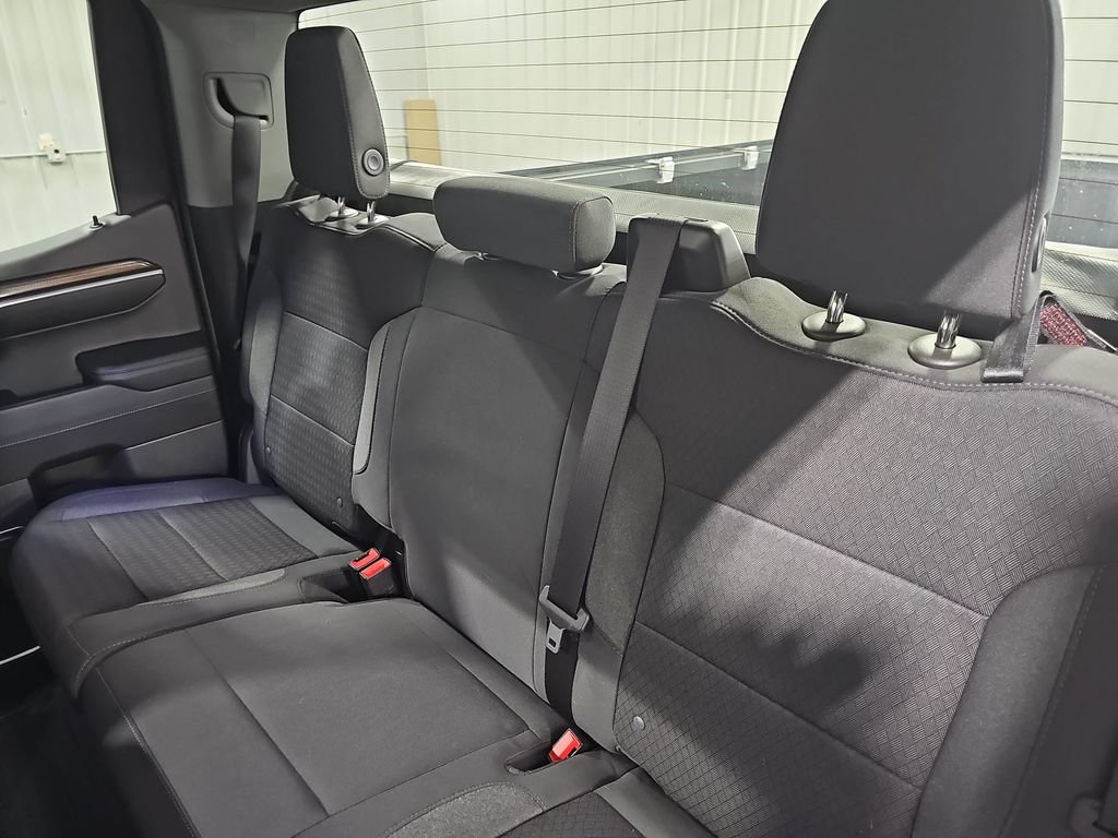 Used 2023 Chevrolet Silverado 1500 LT AWD/4WD image 13