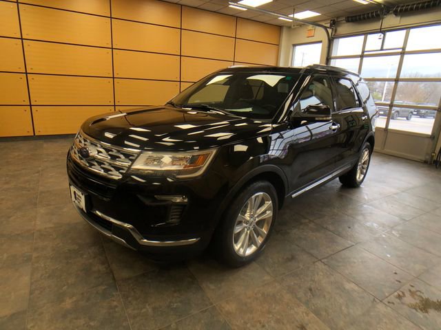 Certified 2018 Ford Explorer Limited w/ Equipment Group 301A AWD/4WD image 3