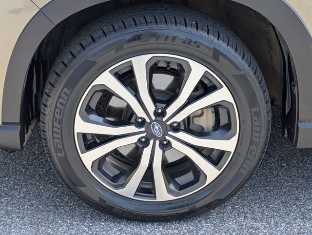Used 2023 Subaru Forester Limited AWD/4WD image 13
