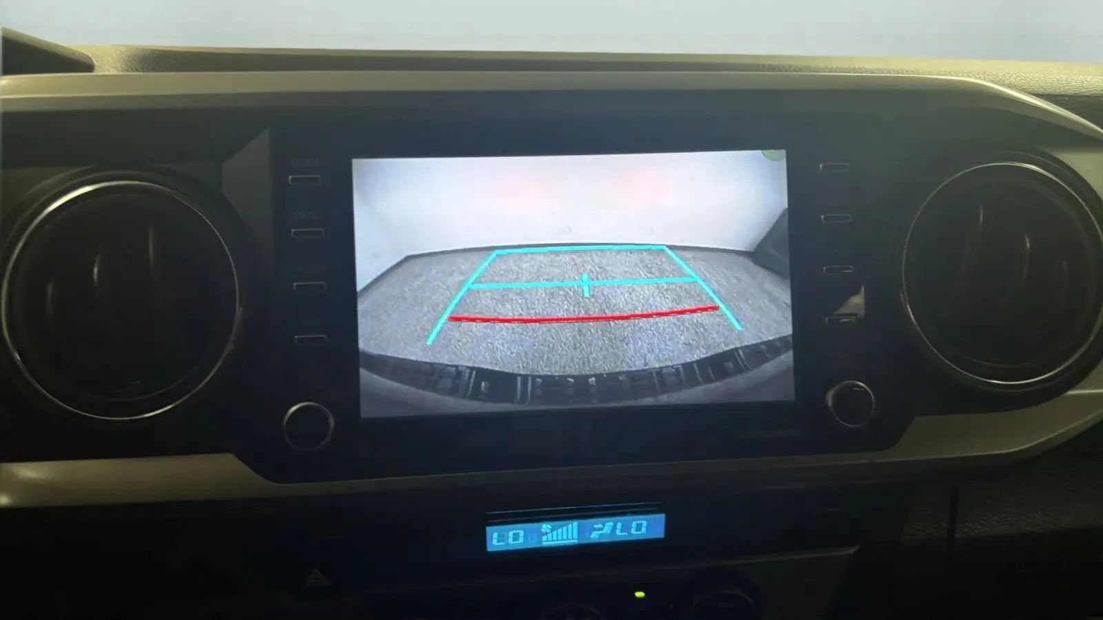 Used 2023 Toyota Tacoma SR5 RWD image 14