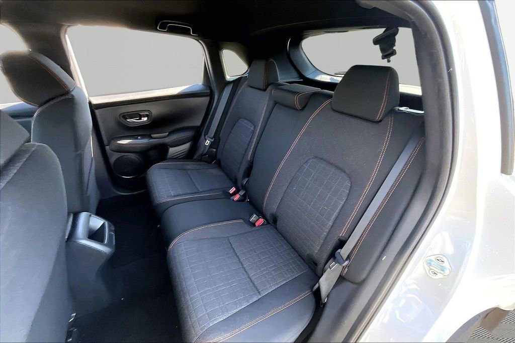 Used 2025 Honda HR-V Sport image 16