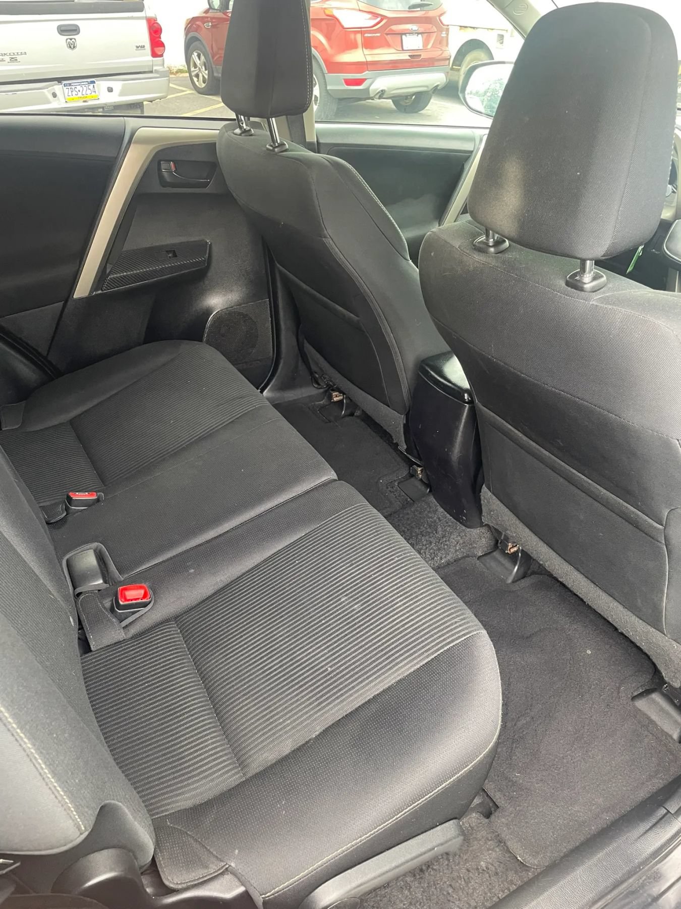 Used 2013 Toyota RAV4 XLE AWD/4WD image 32
