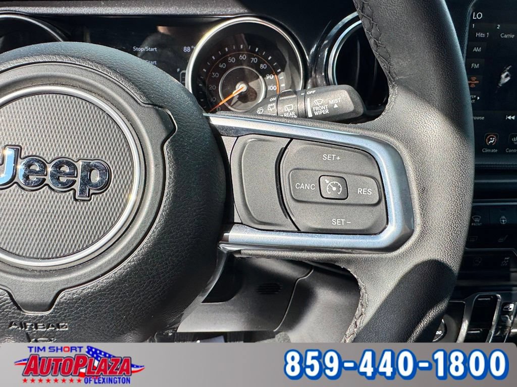 Used 2023 Jeep Wrangler Unlimited Sahara AWD/4WD image 17