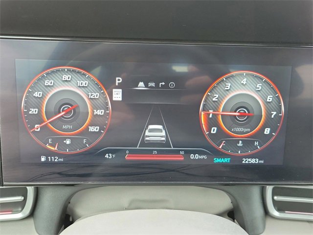 Used 2025 Hyundai Elantra SEL image 30