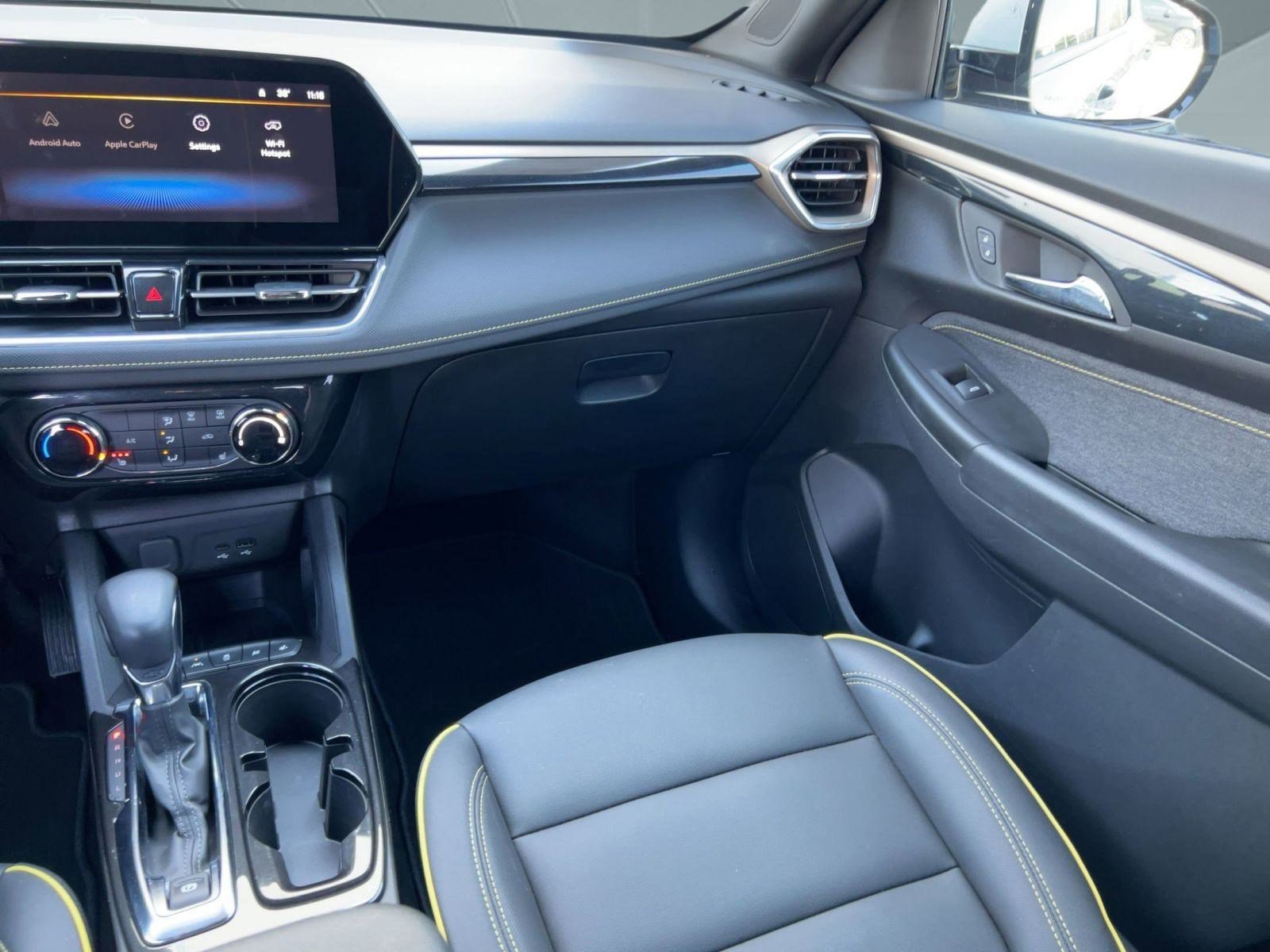 Used 2024 Chevrolet TrailBlazer ACTIV w/ Driver Confidence Package image 29