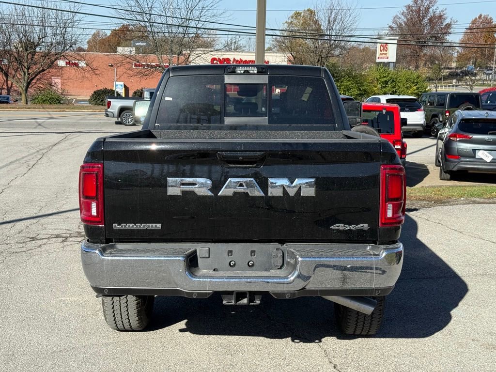 New 2026 RAM 2500 Laramie AWD/4WD image 7