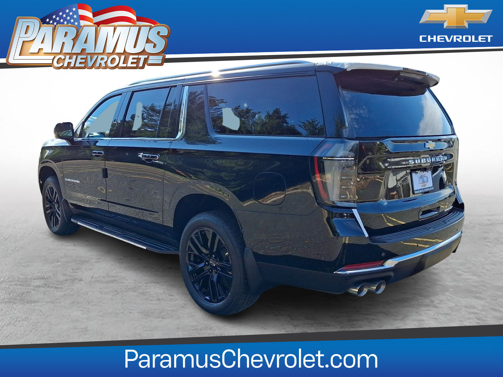 New 2026 Chevrolet Suburban Premier AWD/4WD image 3