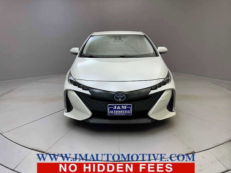 Used 2017 Toyota Prius Prime Premium FWD image 8