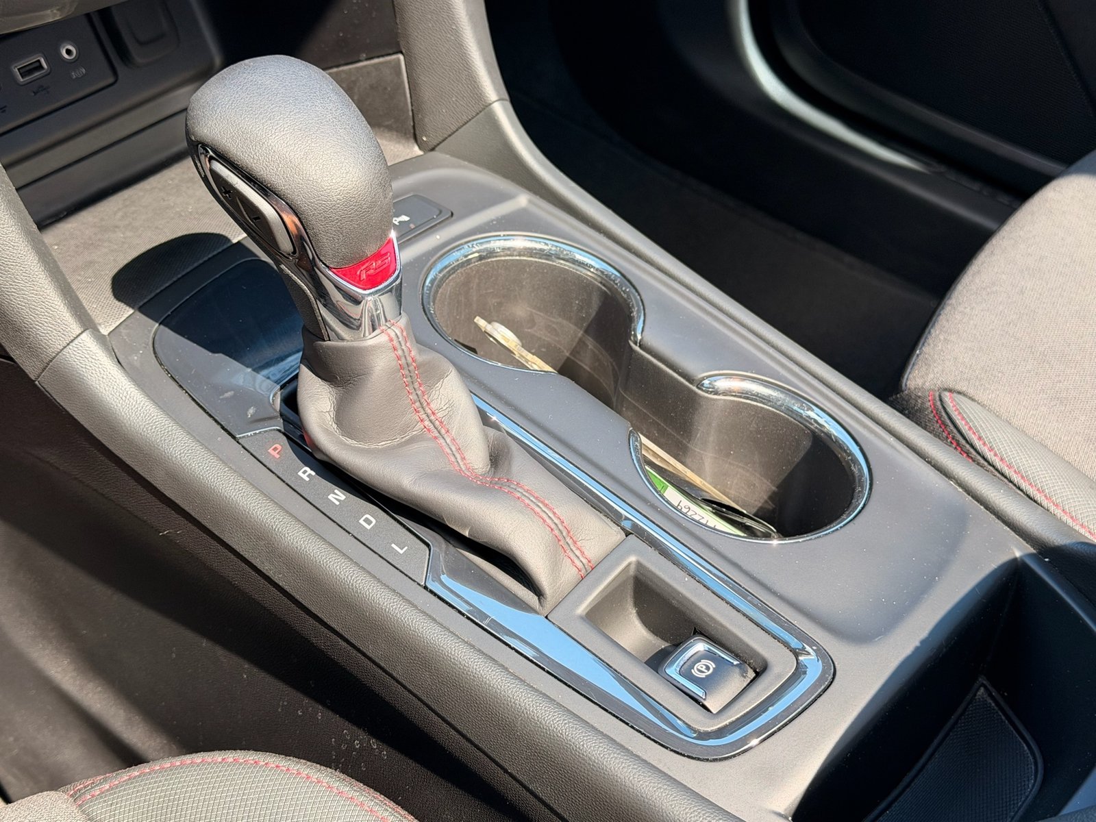 Used 2023 Chevrolet Equinox RS FWD image 26