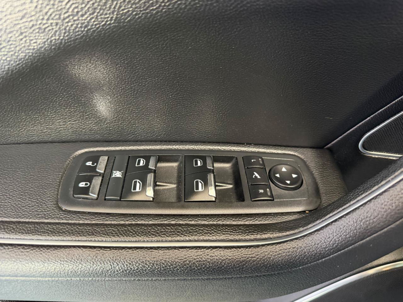 Used 2023 Maserati Levante GT AWD/4WD image 13