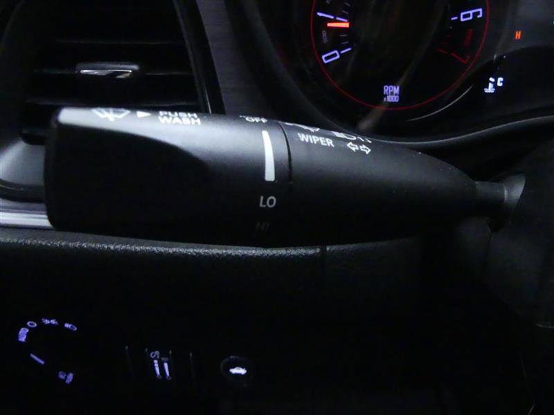 Used 2016 Dodge Challenger SXT w/ Blacktop Package RWD image 20
