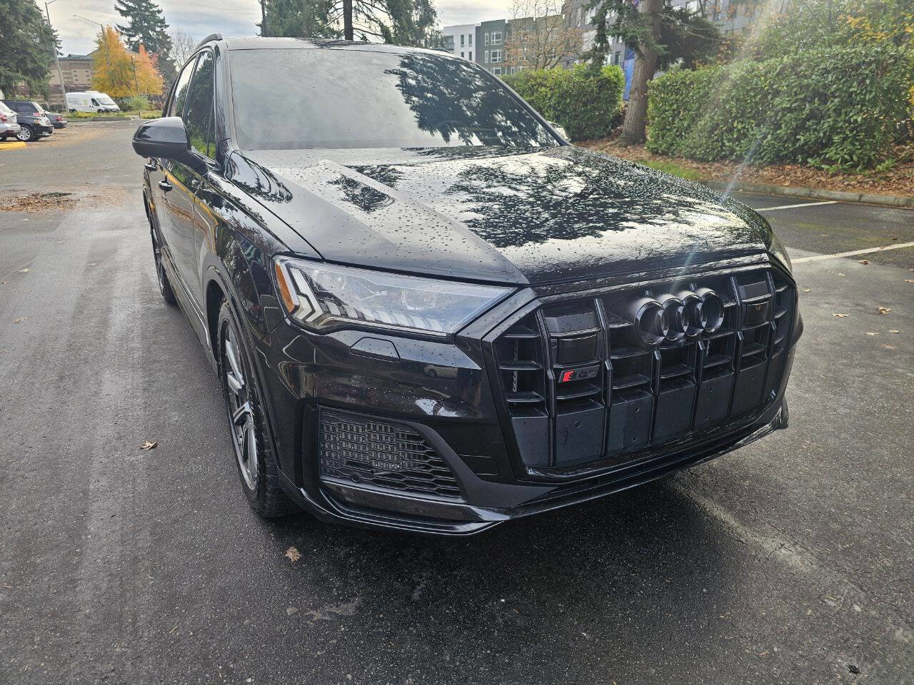 Used 2020 Audi SQ7 Prestige w/ S Sport Package image 5