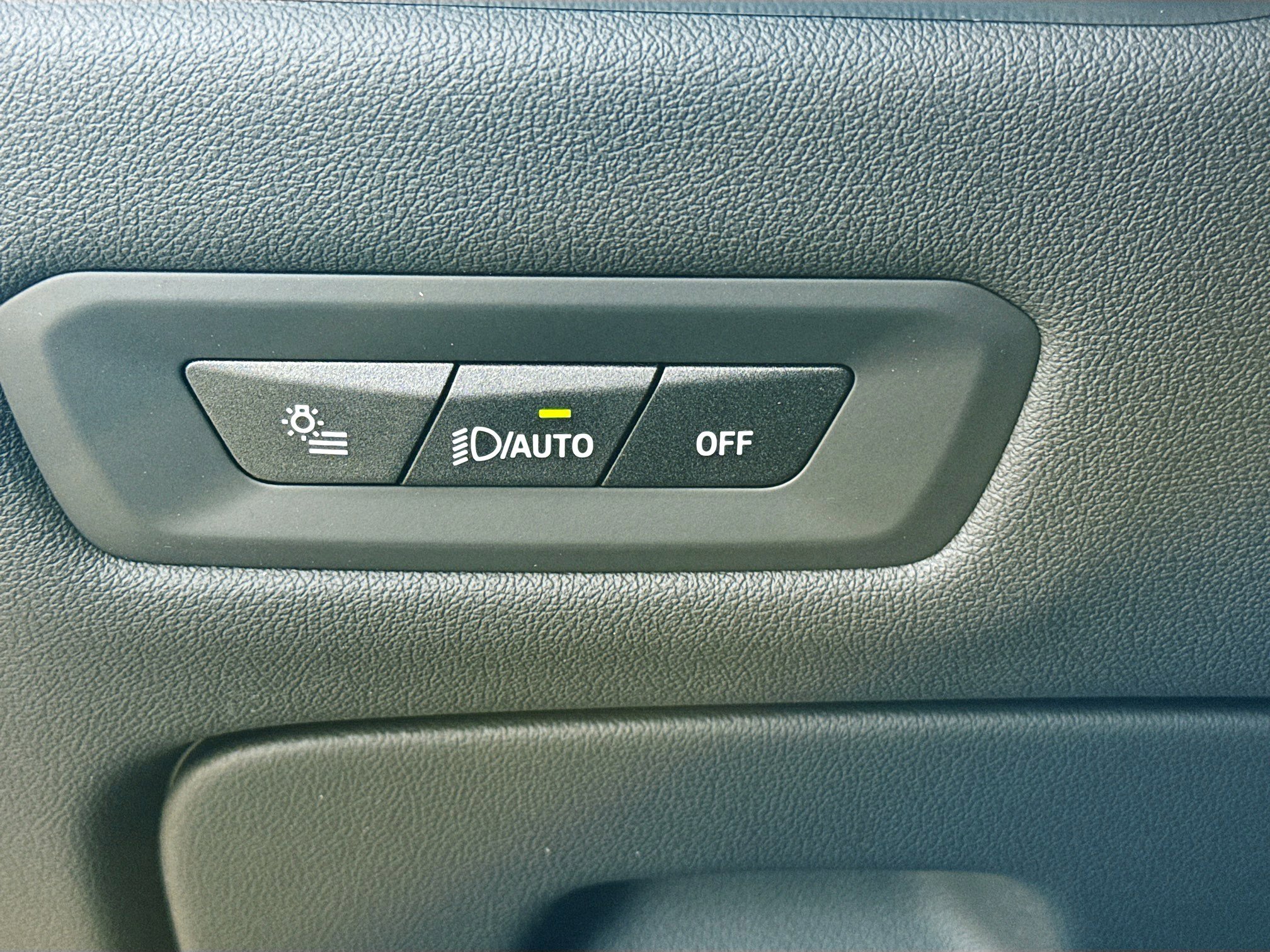 New 2026 BMW X5 sDrive40i w/ M Sport Package image 37