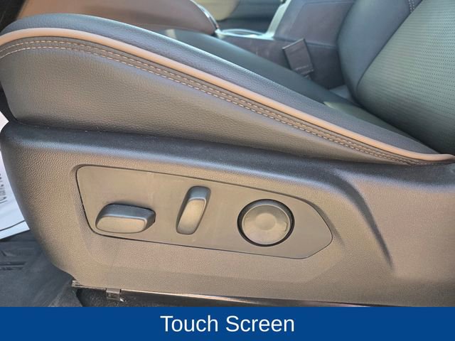 Certified 2024 GMC Canyon Denali AWD/4WD image 19