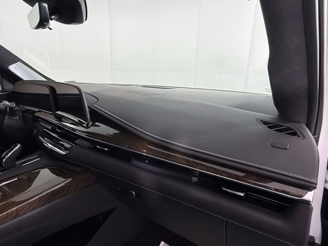 Certified 2024 Cadillac Escalade Sport Platinum w/ LPO, ONYX Package image 33