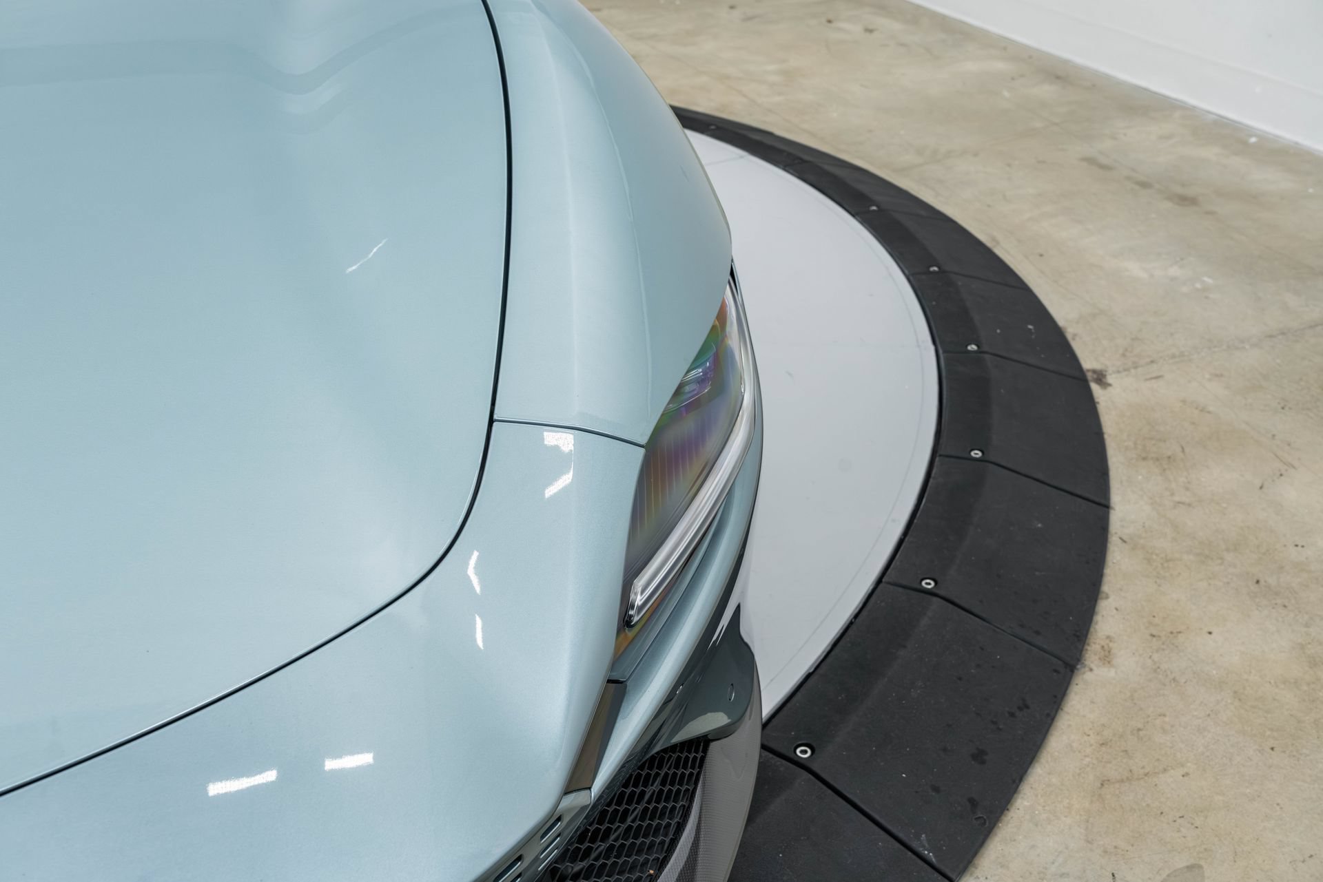 Certified 2024 Ferrari Roma Spider RWD image 46