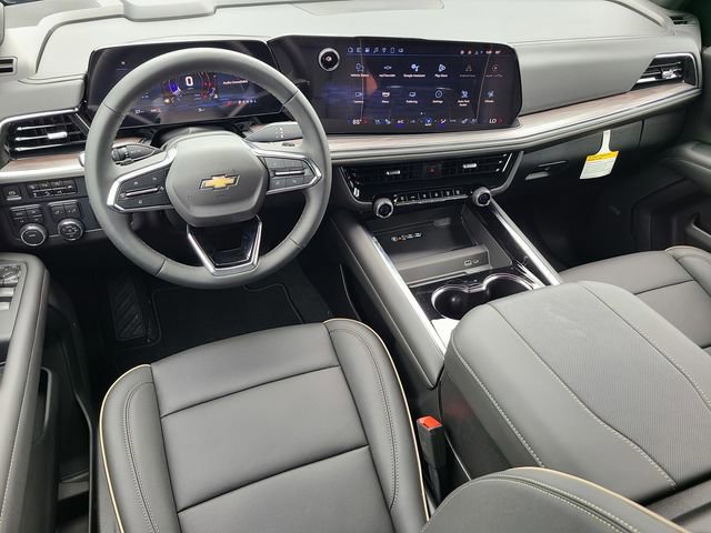 New 2025 Chevrolet Suburban Premier w/ Sun And Tow Package image 33