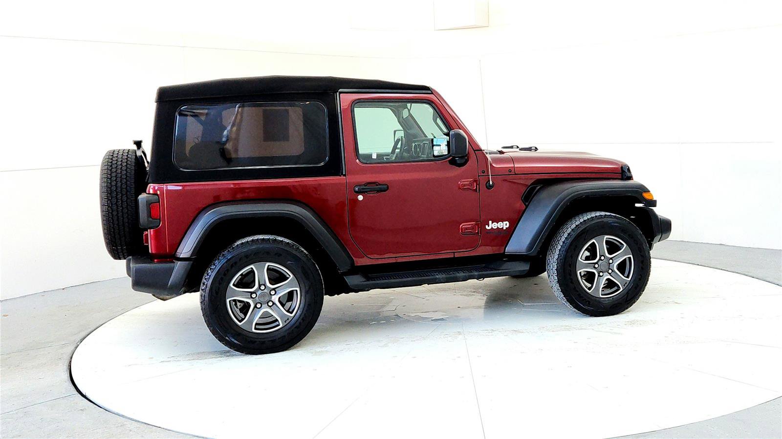 Used 2021 Jeep Wrangler Sport image 6
